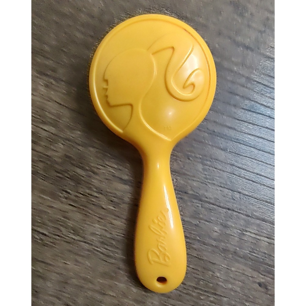 Barbie Hair Brush Light Orange Colored Barbie Accessory Z26